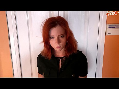 ❤️ Ochranka potrestala peknú ženu za krádež v obchode - sperma v ústach ️ Ruské porno na nás ☑